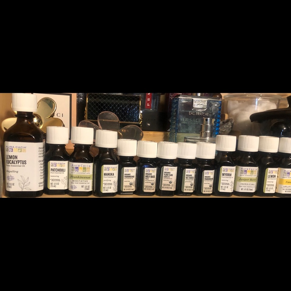 Aura cacia organic essential oils organic.